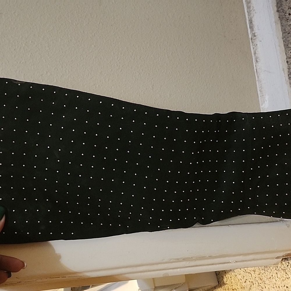 Guess women's boots. Black with stones. Size 6 1/2 slightly used. - Picture 3 of 5